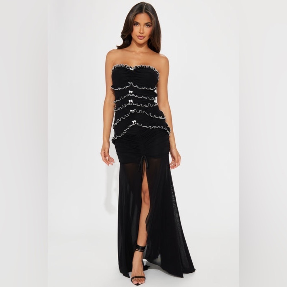 NWT Klesis Black/White Ruffle Mesh Strapless Maxi Dress Size Small